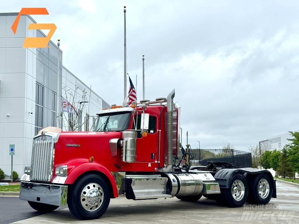 Kenworth W900 Vetopöytäautot