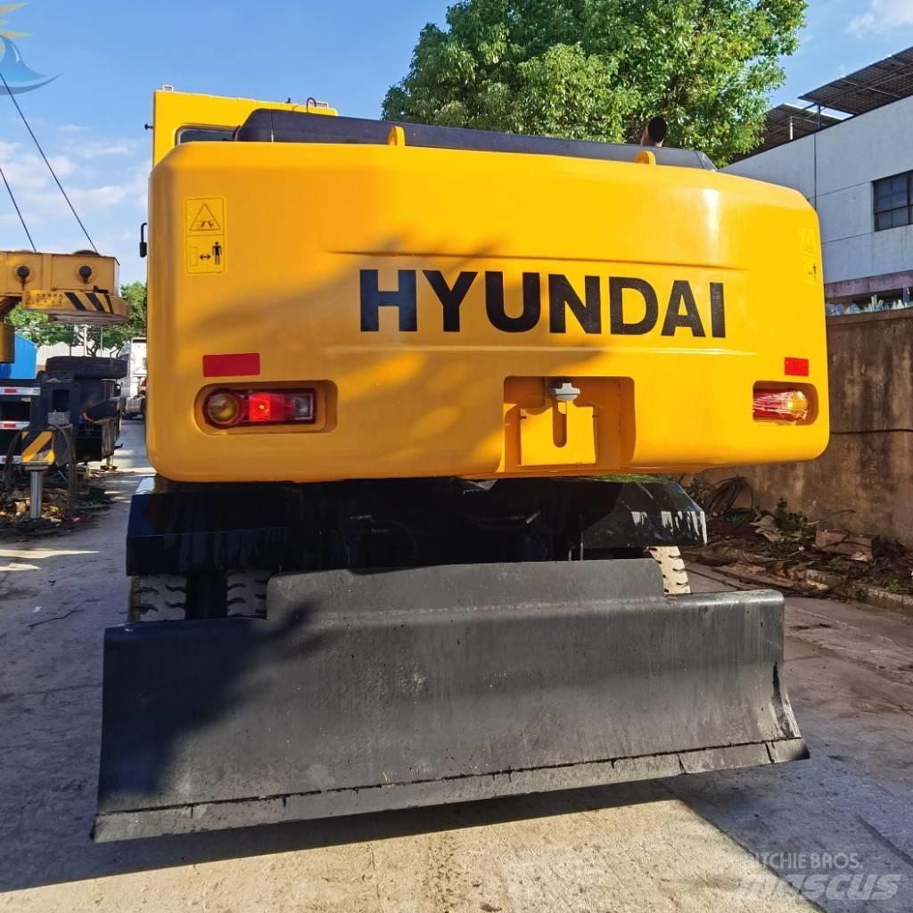 Hyundai R 210W-7 Pyöräkaivukoneet