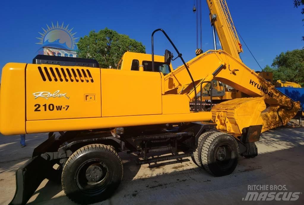 Hyundai R 210W-7 Pyöräkaivukoneet