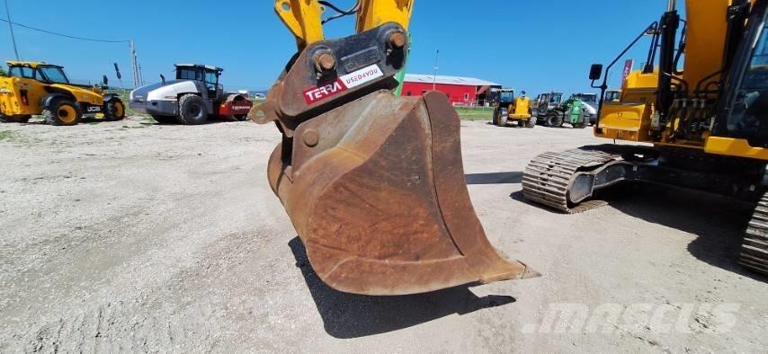 JCB 220X LC Telakaivukoneet