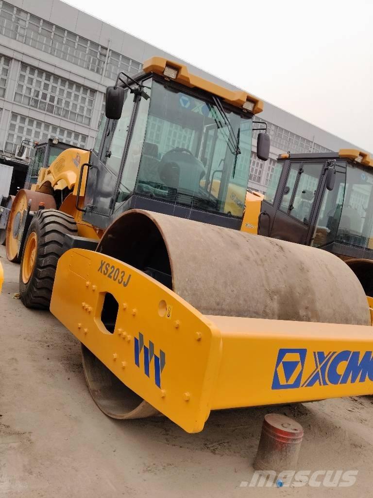 XCMG XS203J Yksivalssijyrät