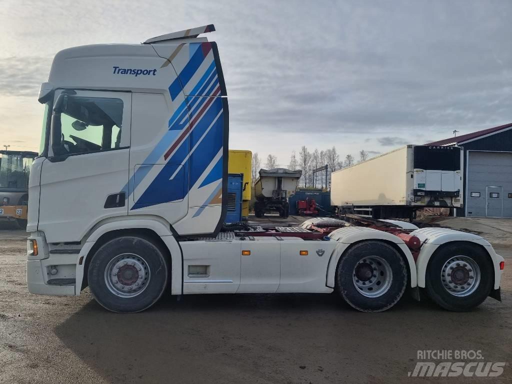 Scania R 730 Vetopöytäautot