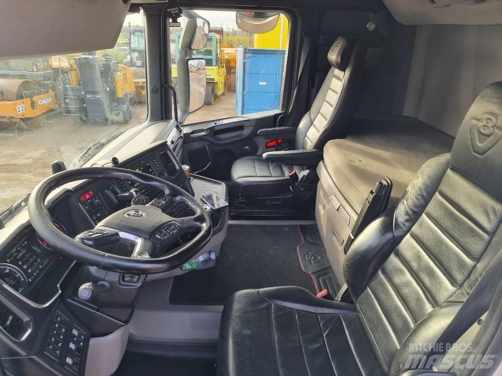 Scania R 730 Vetopöytäautot