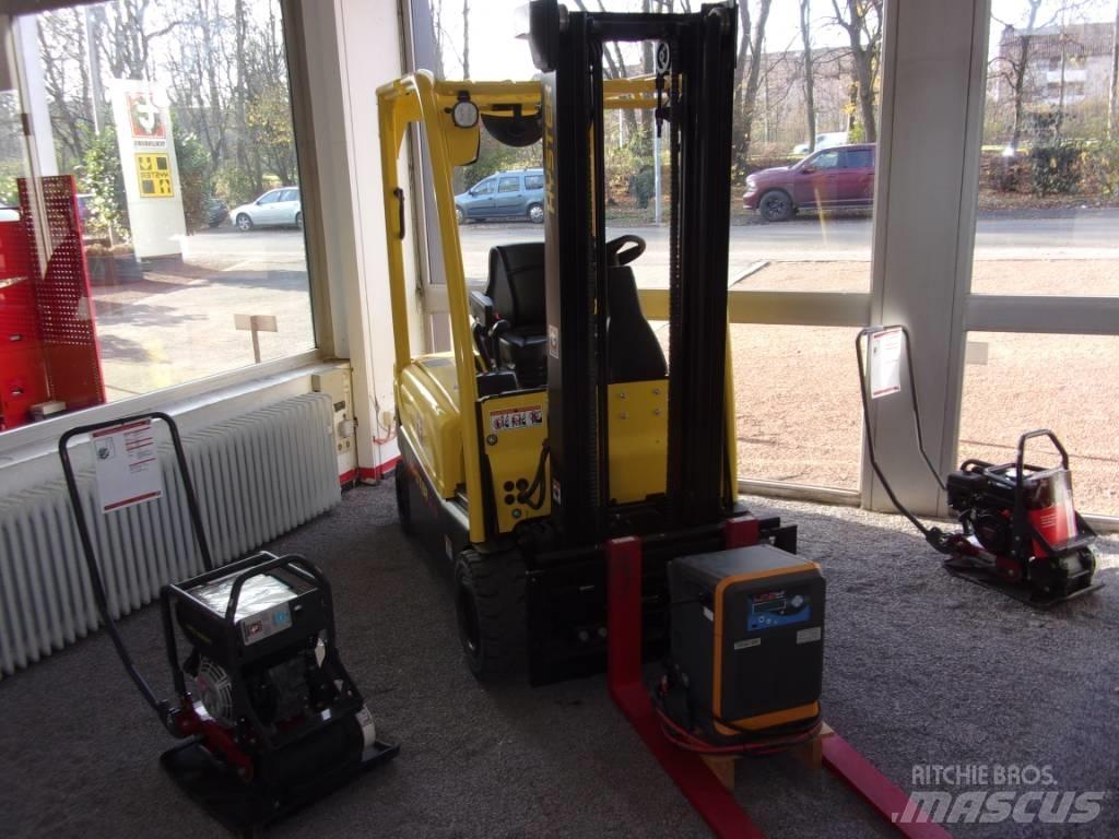 Hyster J2.0XN Sähkötrukit