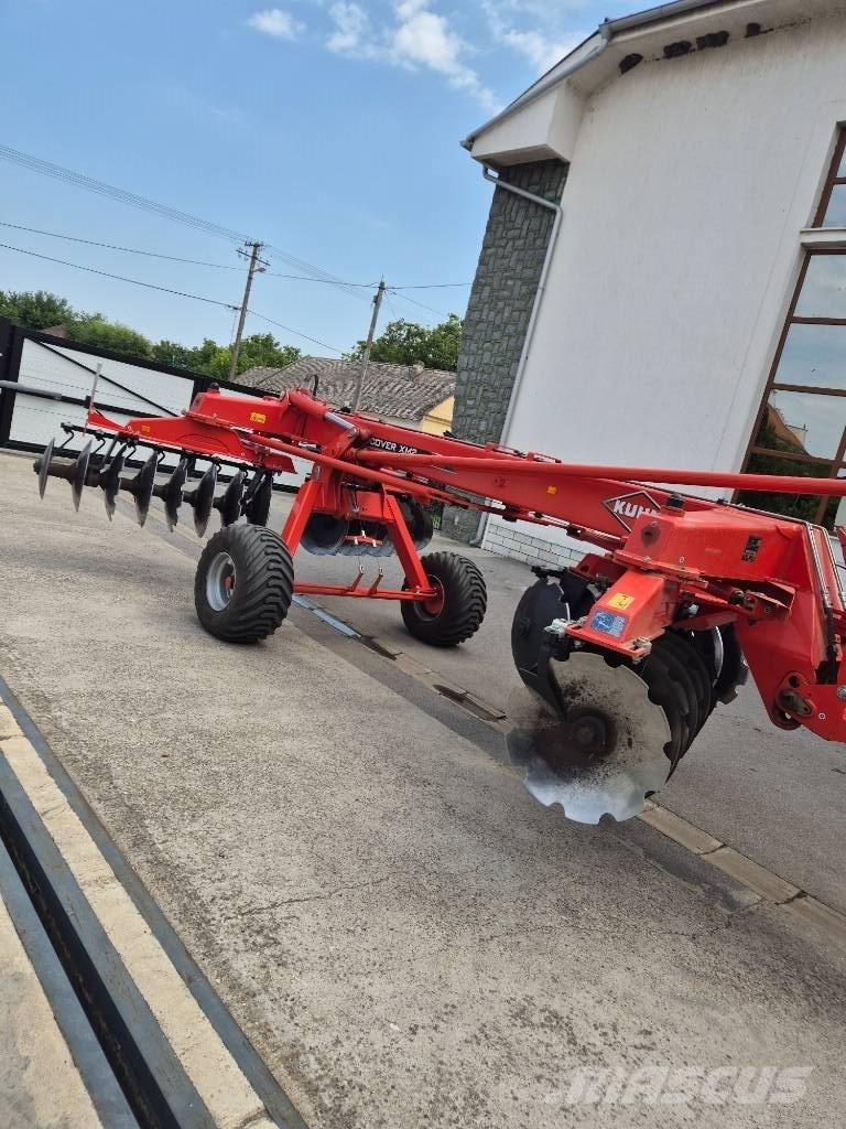 Kuhn Discovery Kiekkomultaimet ja lautasäkeet