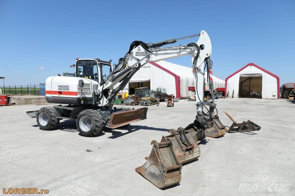 Wacker Neuson EW 100 Pyöräkaivukoneet