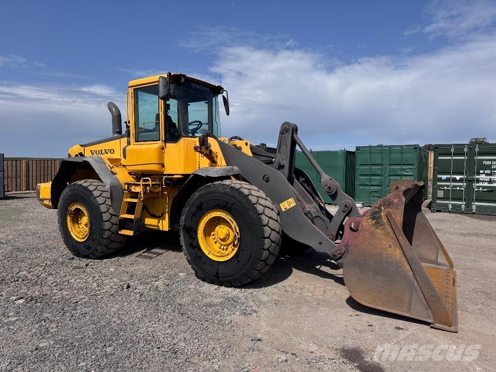 Volvo L 120 E Pyöräkuormaajat