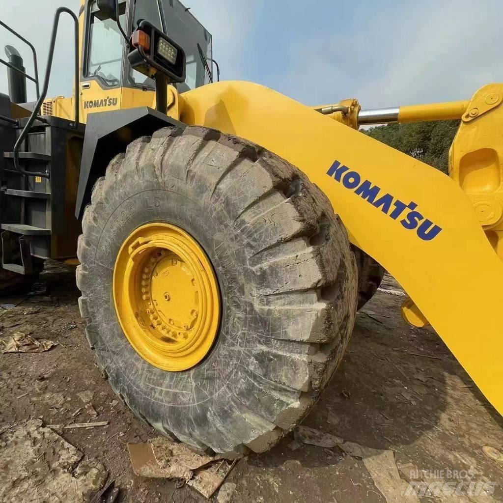 Komatsu WA 500 Pyöräkuormaajat