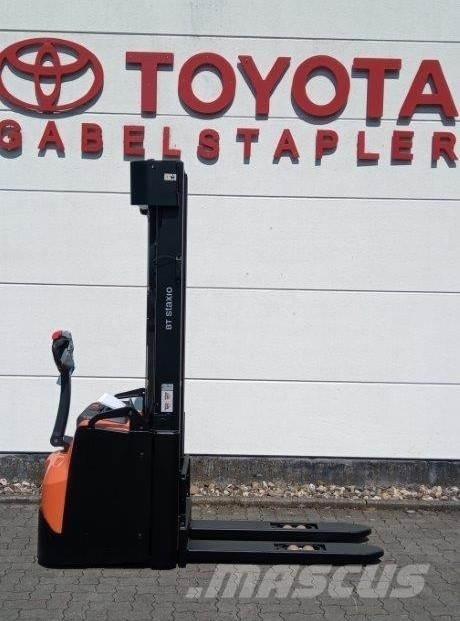 Toyota SPE160L Ajettavat pinoamisvaunut