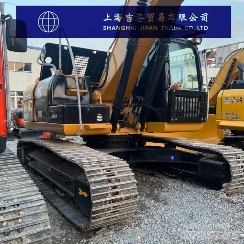 CAT 323 D Telakaivukoneet