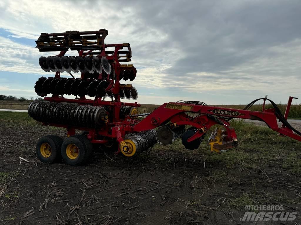 Väderstad Carrier650 Kiekkomultaimet ja lautasäkeet