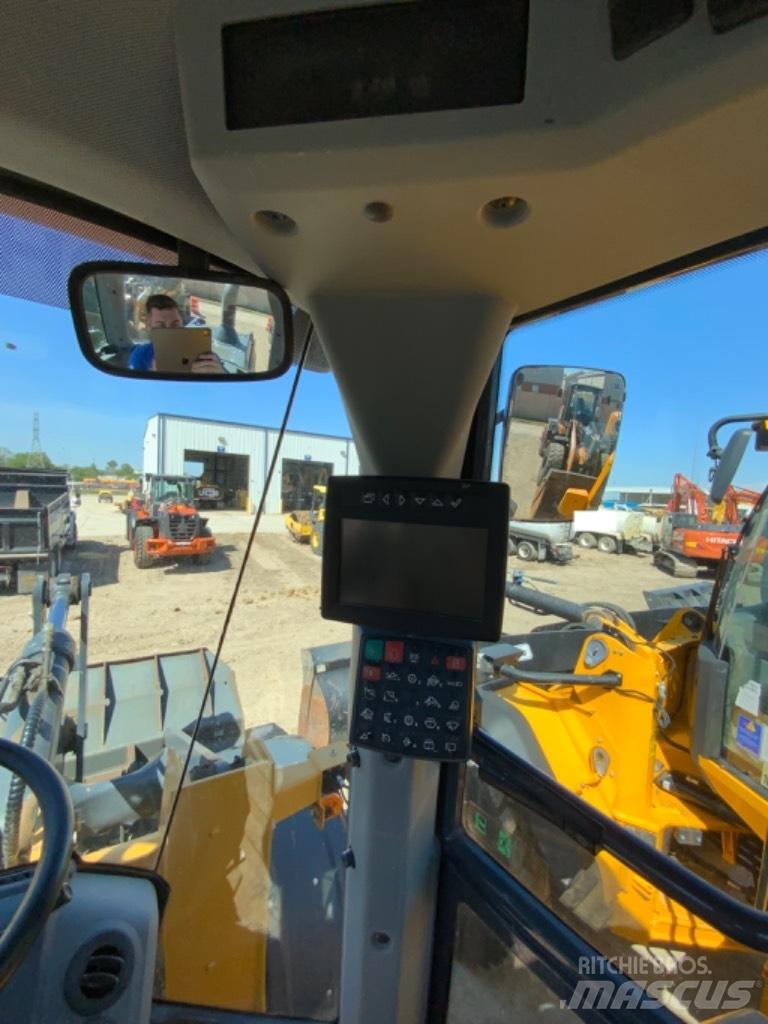 John Deere 544L Pyöräkuormaajat