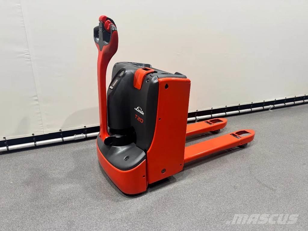 Linde T 20 Lavansiirtotrukit