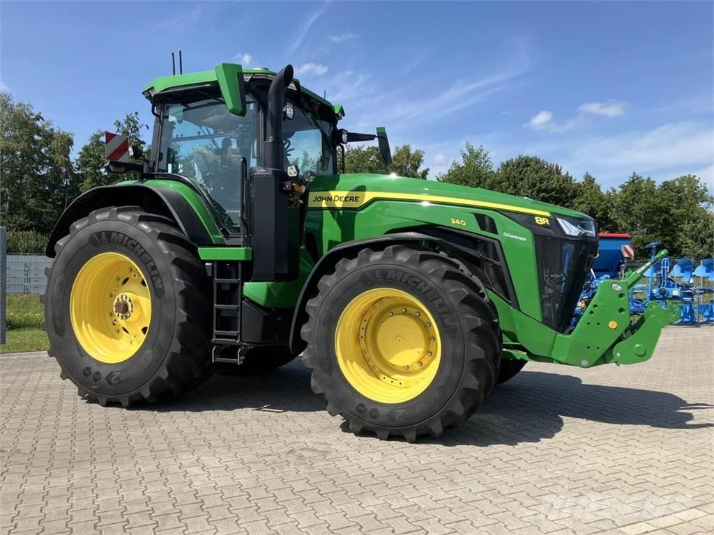 John Deere 8R 340 Traktorit