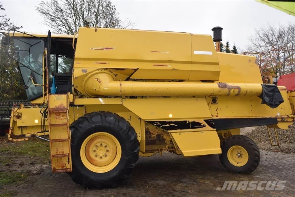 New Holland TF 42 Leikkuupuimurit