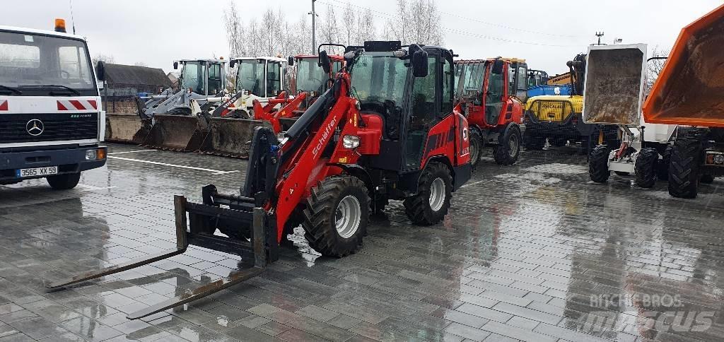 Schafer 4670 Pienkuormaajat