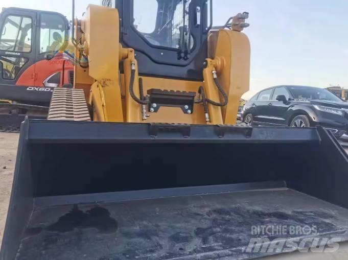 CAT 277D Liukuohjatut kuormaajat
