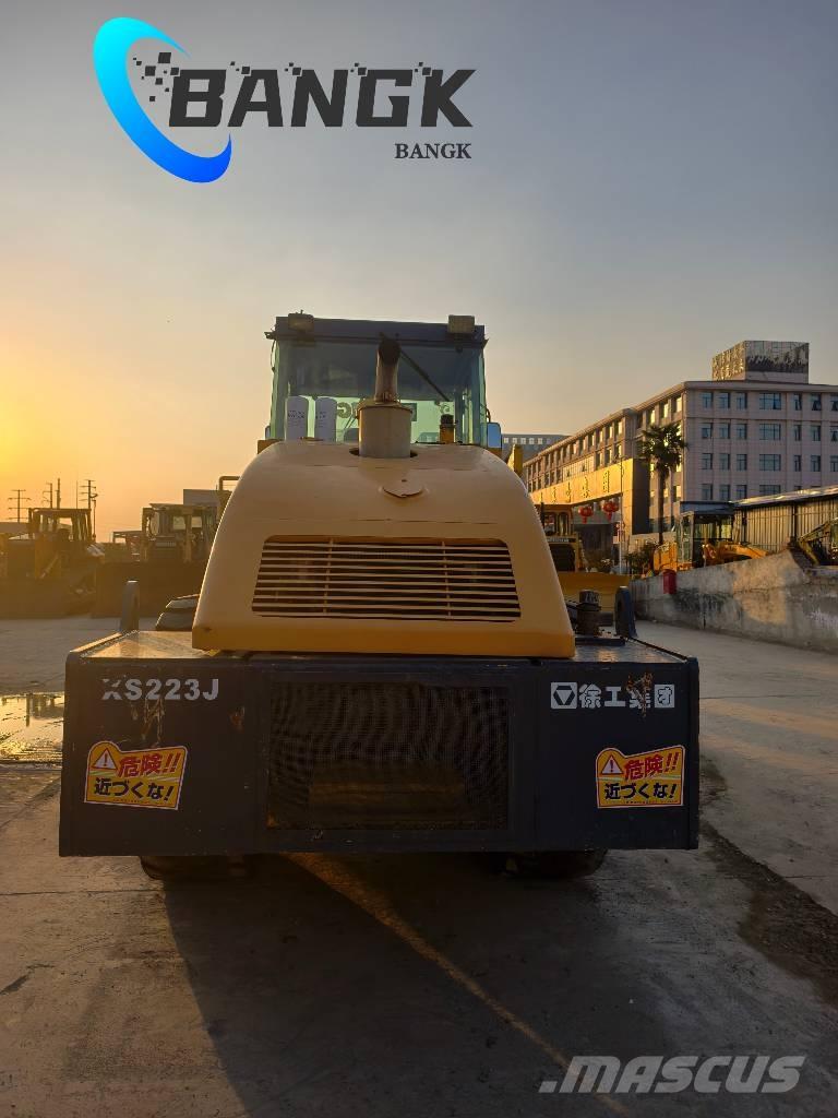 XCMG XS 223 J Yksivalssijyrät