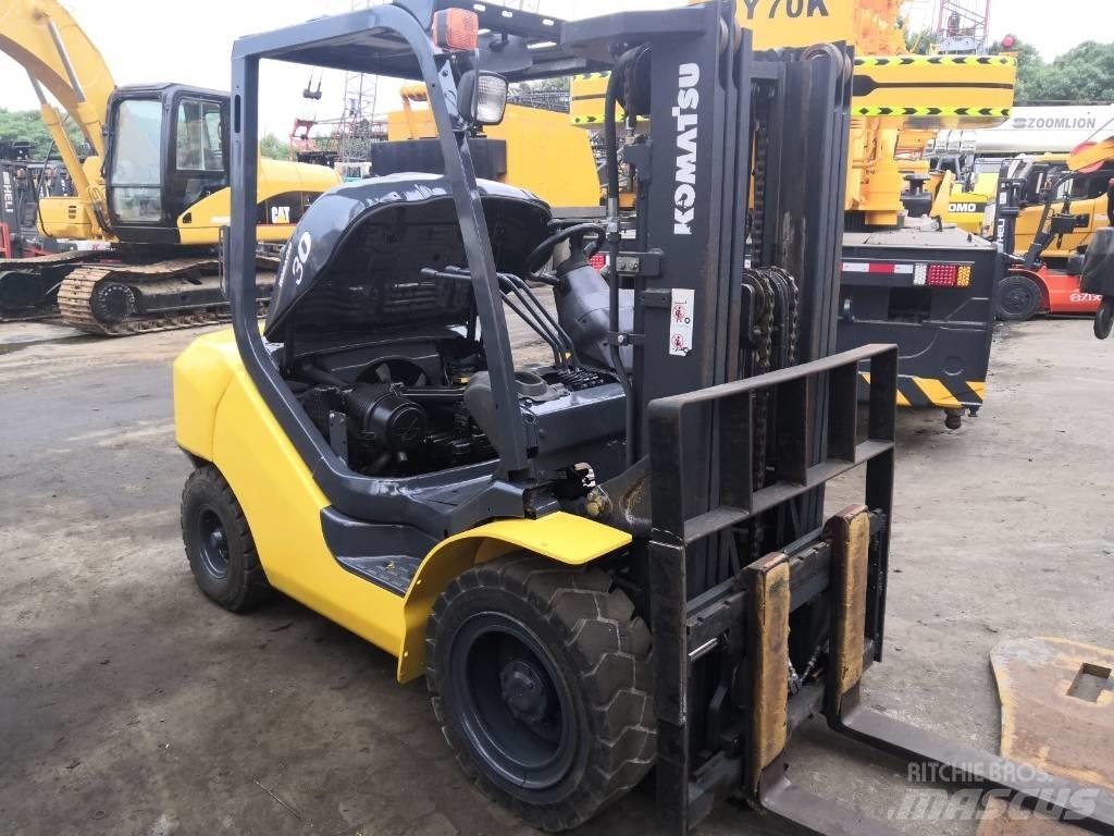 Komatsu 30 Dieseltrukit