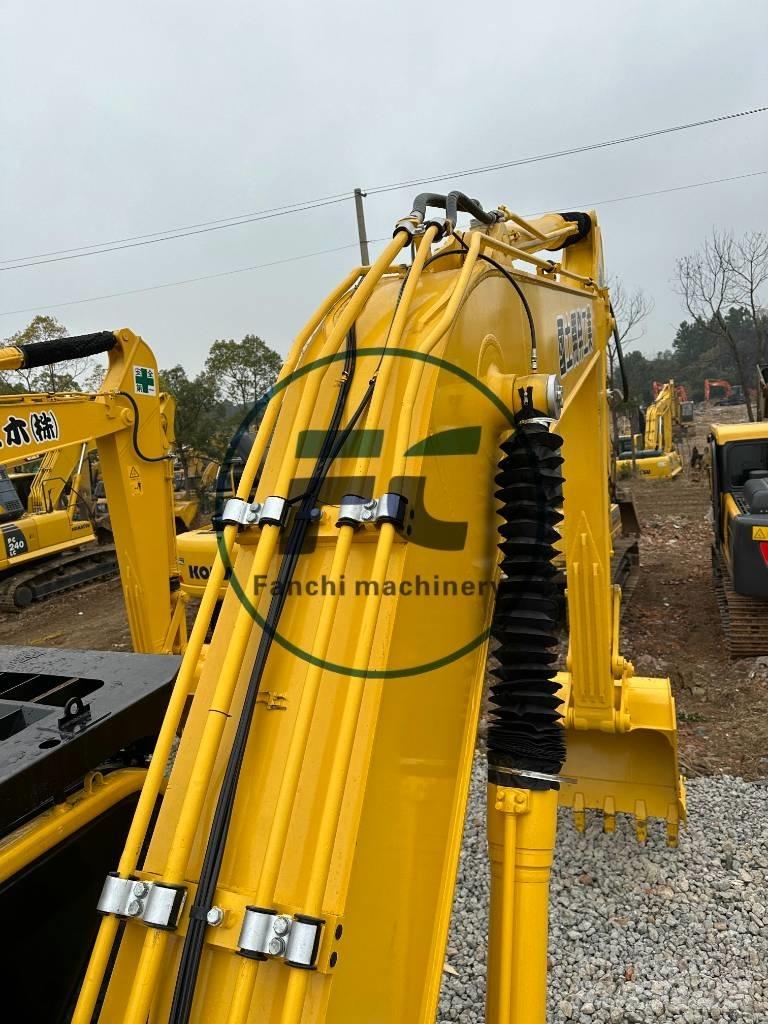 Komatsu PC 200-8 Telakaivukoneet