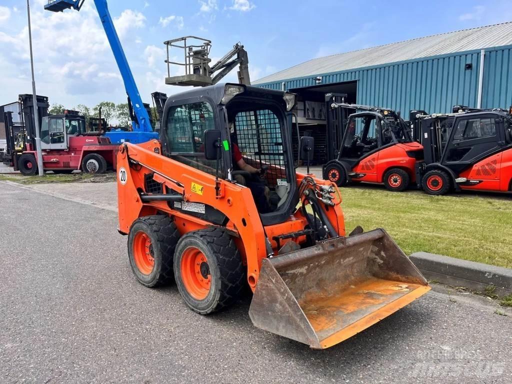 Bobcat S450 Liukuohjatut kuormaajat
