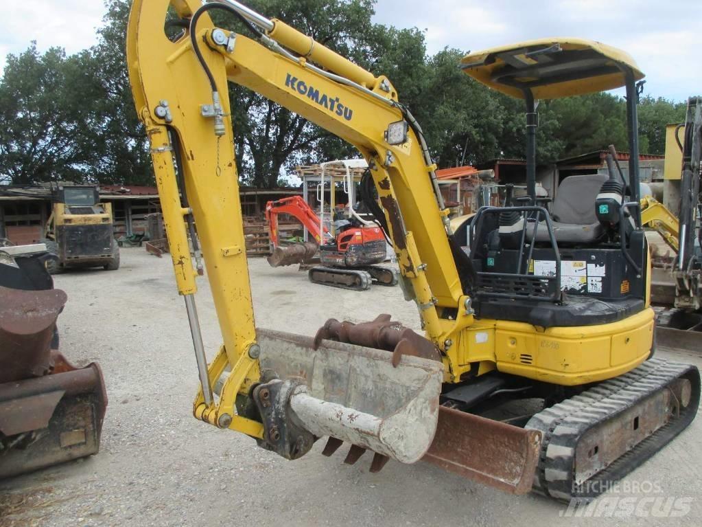 Komatsu PC 26 MR-3 Minikaivukoneet < 7t