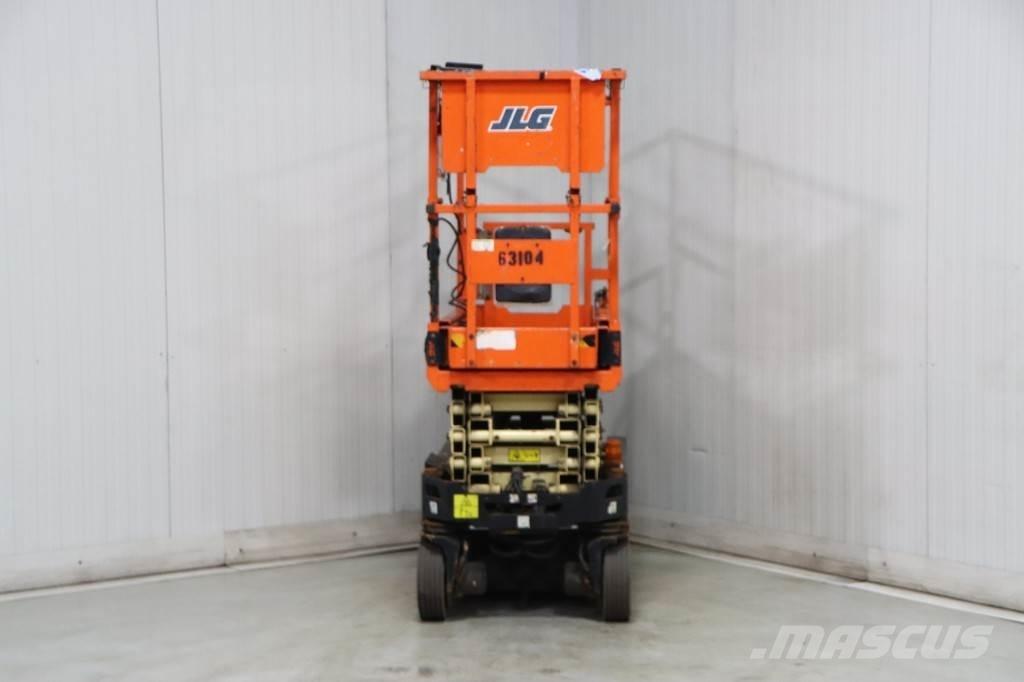 JLG 1932R Saksilavat