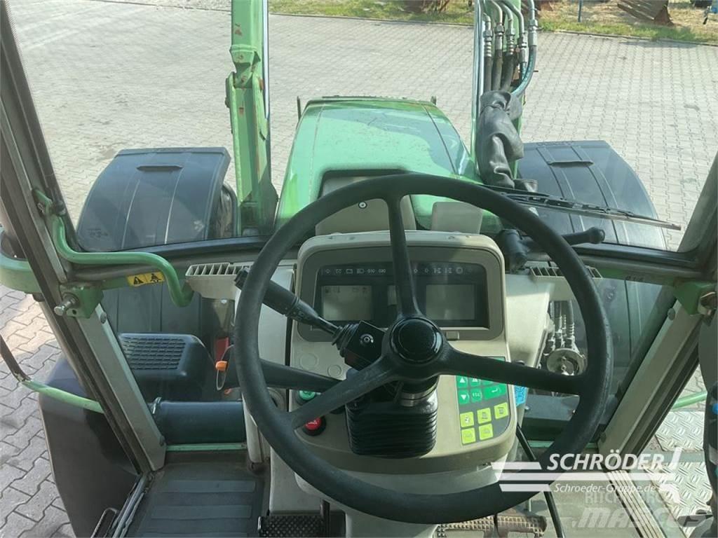 Fendt 712 VARIO Traktorit