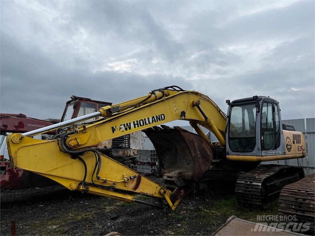 New Holland E 215 Muut koneet