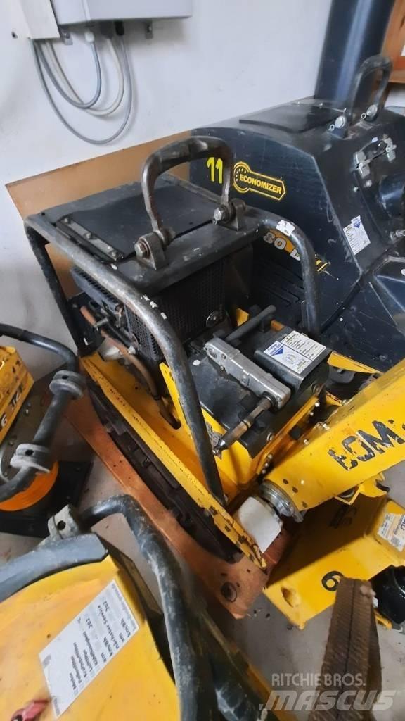 Bomag BPR 50/52 D Tärylevyt