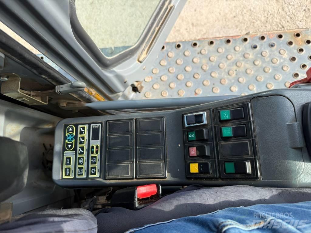Volvo EC 360 B LC Telakaivukoneet