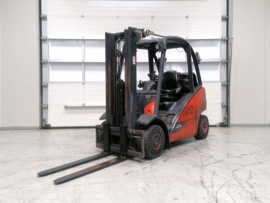 Linde H25T-02 Nestekaasutrukit