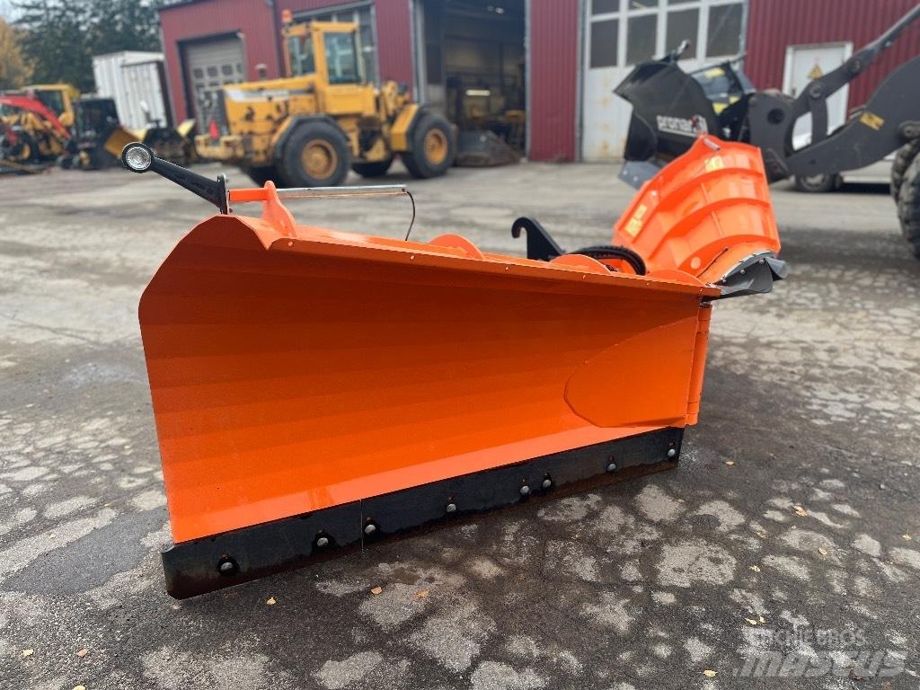 Pronar Vikplog 4m HD Aurat