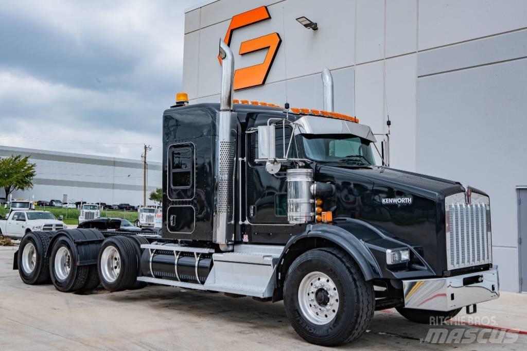 Kenworth T800 Vetopöytäautot