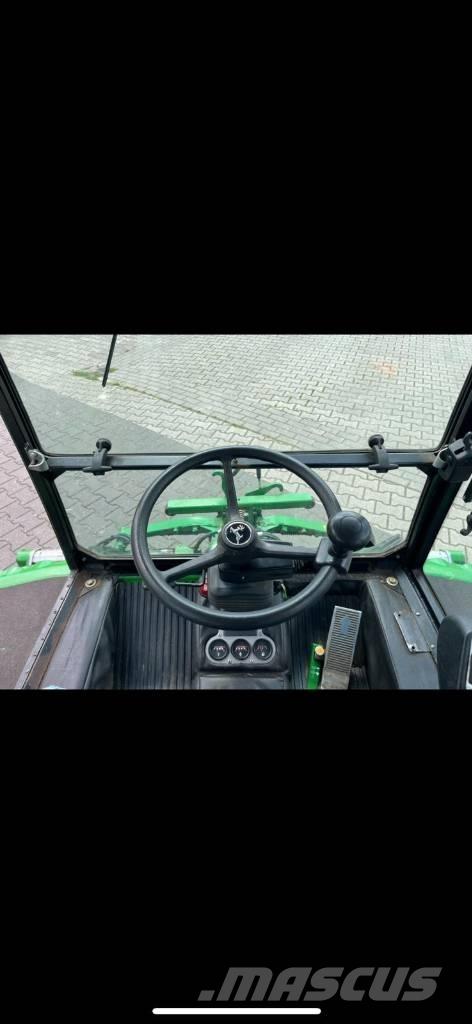 John Deere 1905 Päältäajettavat ruohonleikkurit
