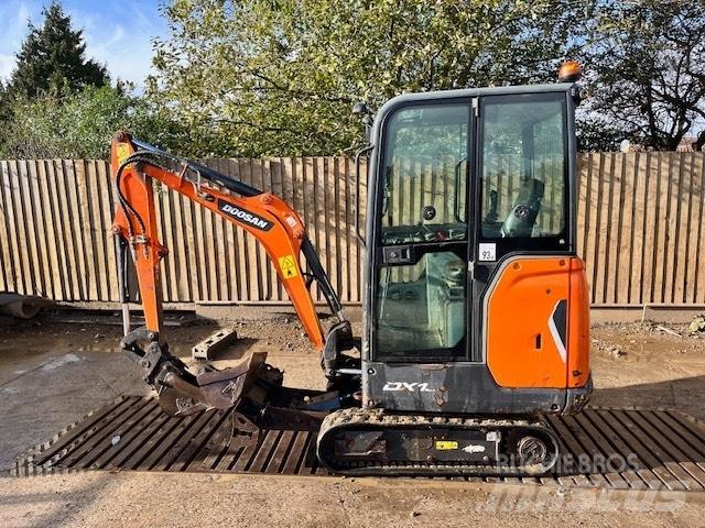 Doosan DX 19 Minikaivukoneet < 7t