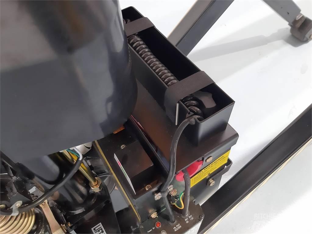  EHLT1500B Lavansiirtotrukit