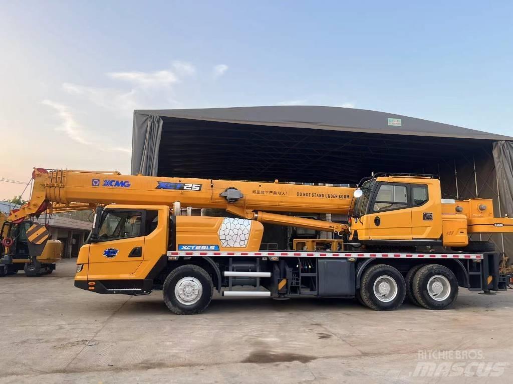 XCMG XCT 25 Mobiilinosturit