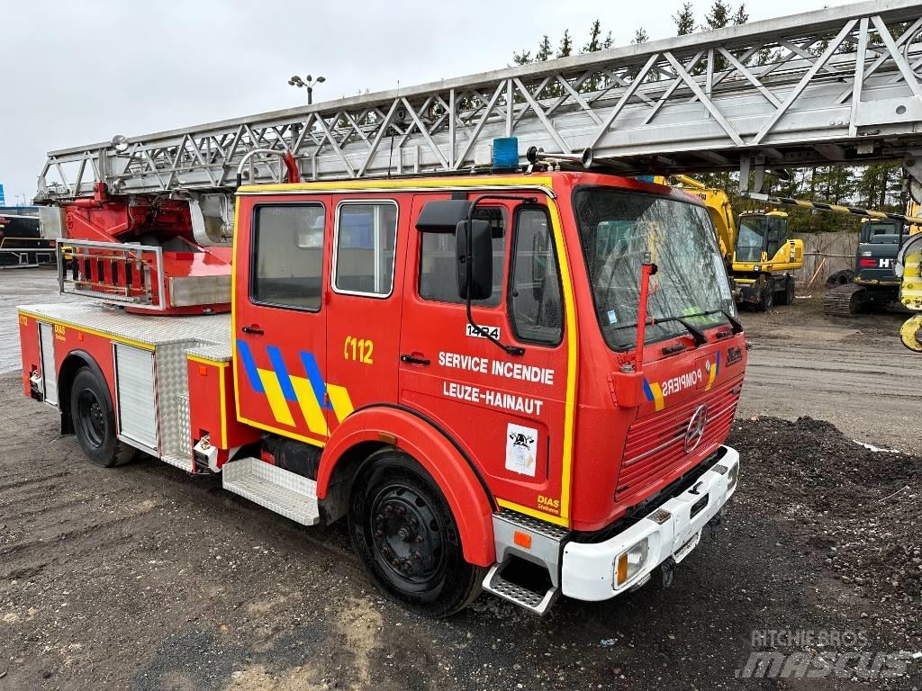 Mercedes-Benz 1424F Paloautot
