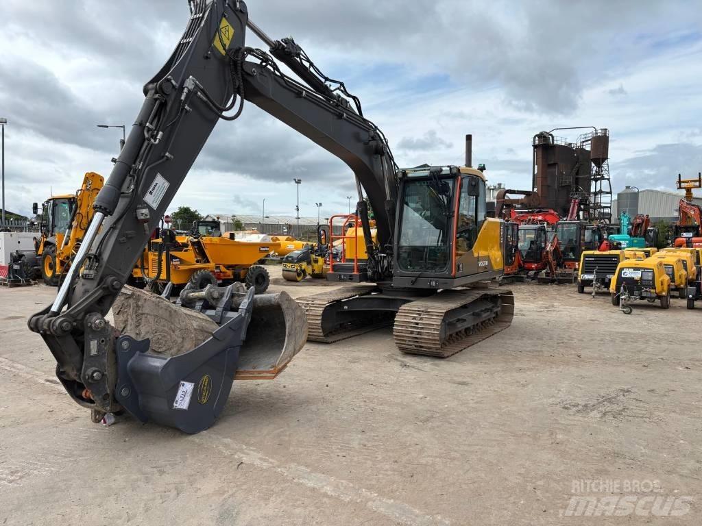 Volvo EC 140 E Telakaivukoneet