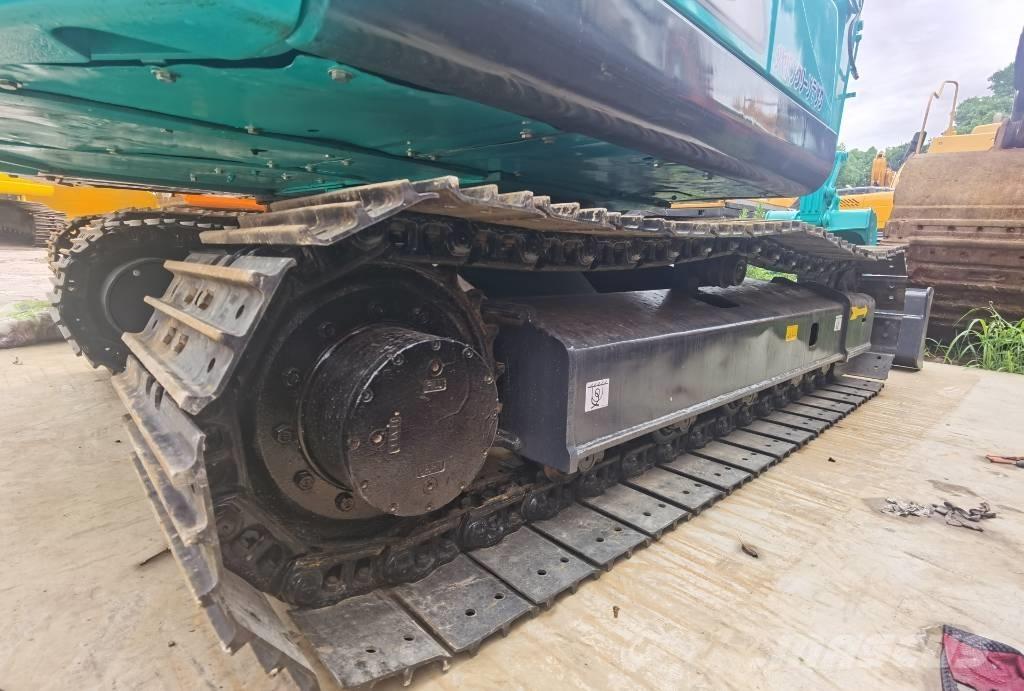 Kobelco SK 75 Midikaivukoneet 7t - 12t