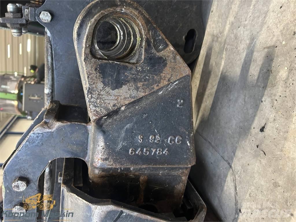 John Deere Ch910 Harvesterinosturit