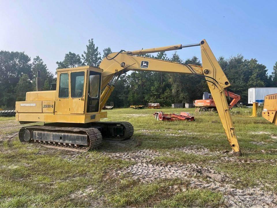 John Deere 690 B Telakaivukoneet