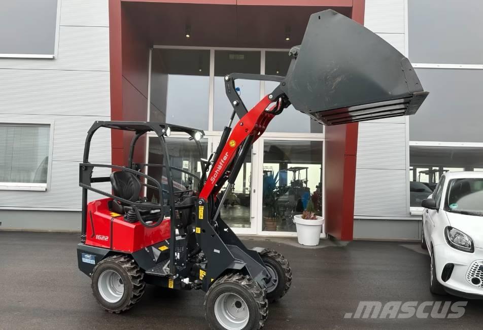 Schäffer 1622 Liukuohjatut kuormaajat