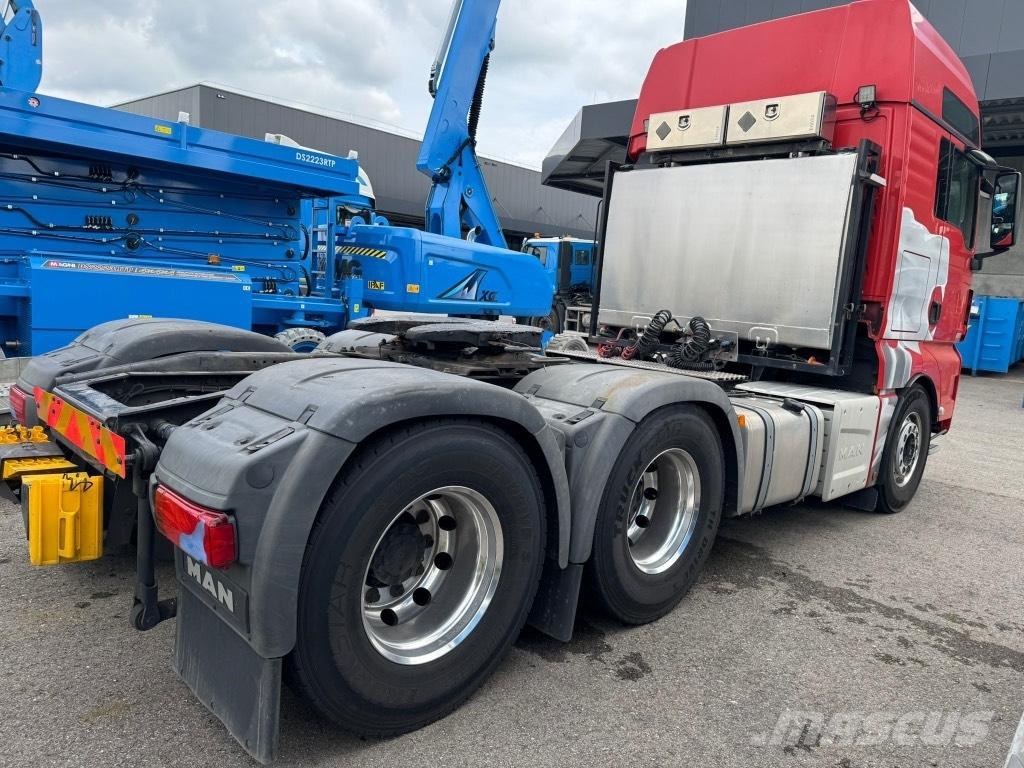 MAN TGX 26.560 Vetopöytäautot