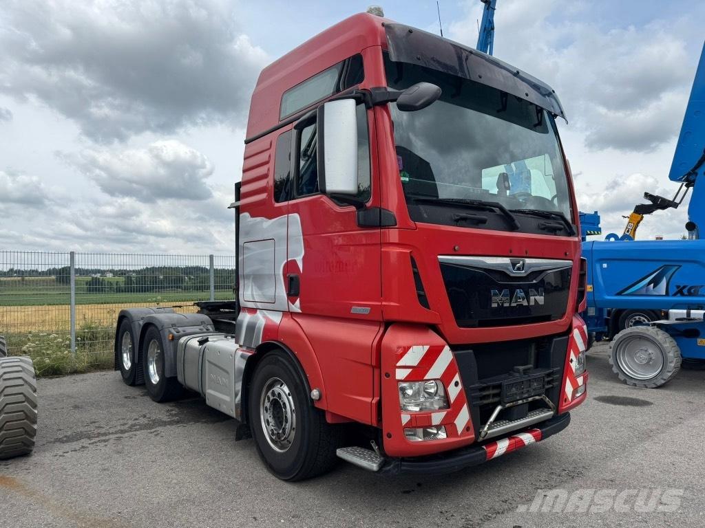 MAN TGX 26.560 Vetopöytäautot