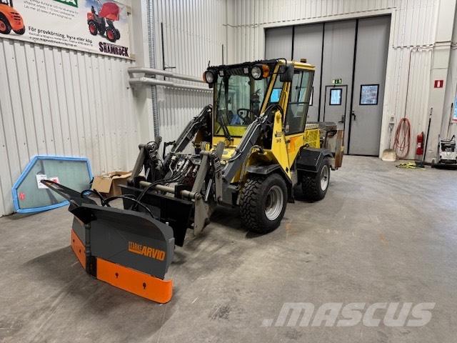 Wille 345 Monitoimityökoneet