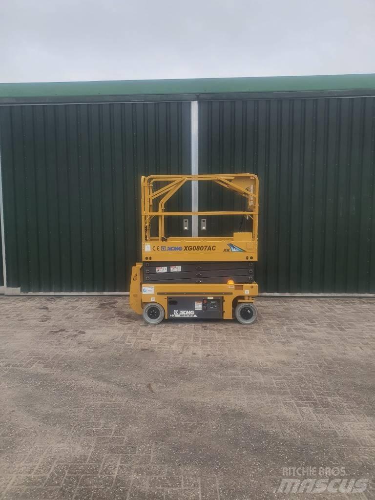 XCMG XG 0807 AC Saksilavat