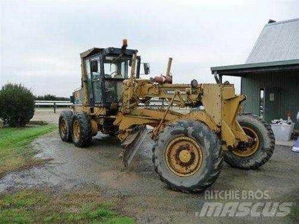 Komatsu GD525A-1 Tiehöylät