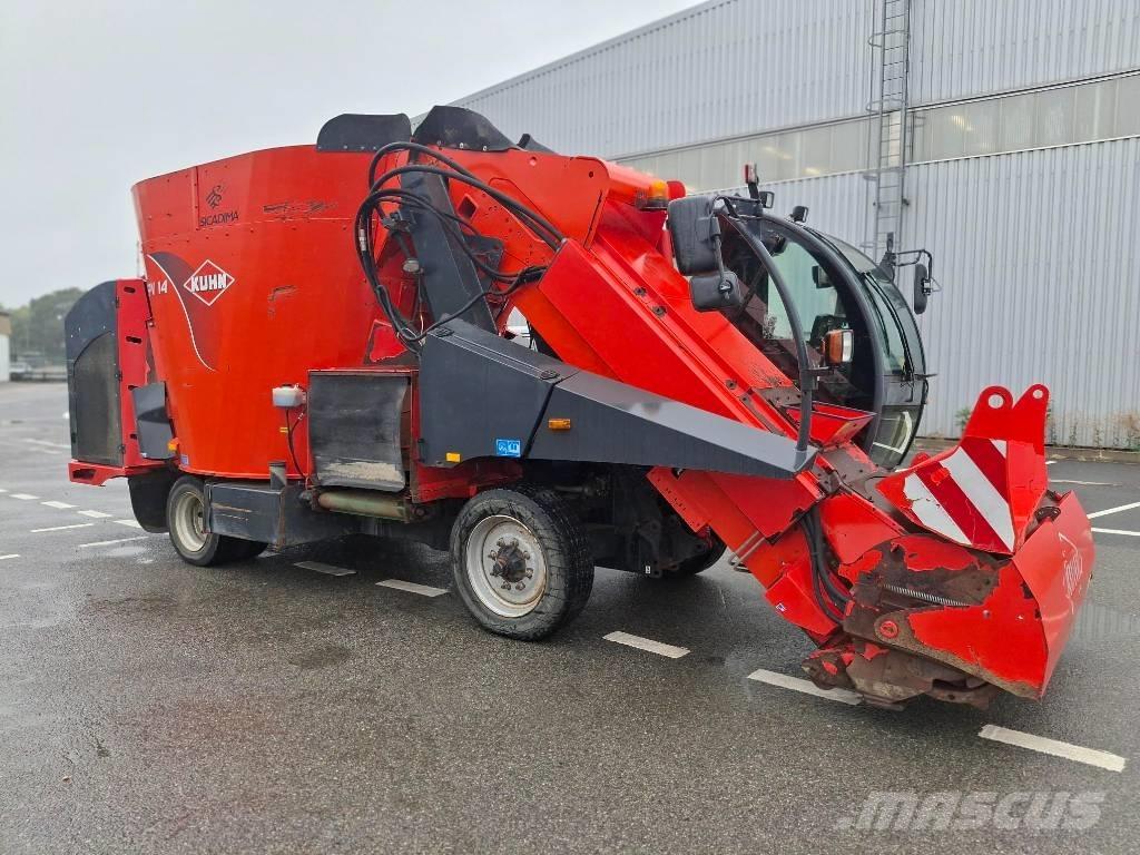 Kuhn SPV 14 Rehuvaunut